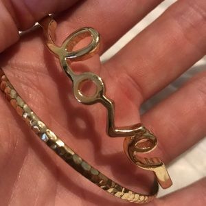 2 piece Love bangle set